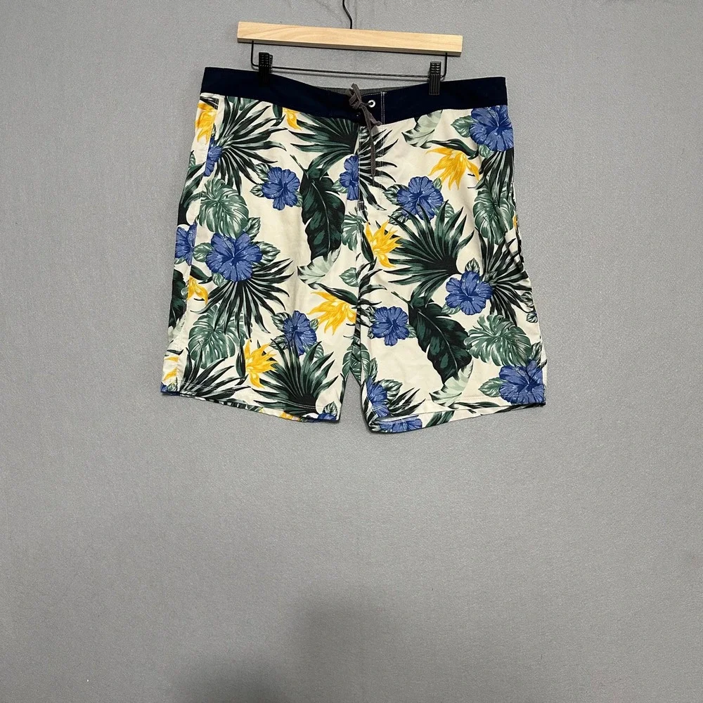 Hurley Mens Tropical Floral Board Shorts White Blue Hibiscus Swim Trunks Size 38